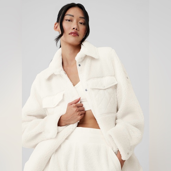 ALO Sherpa Edge Shacket - Picture 4 of 5